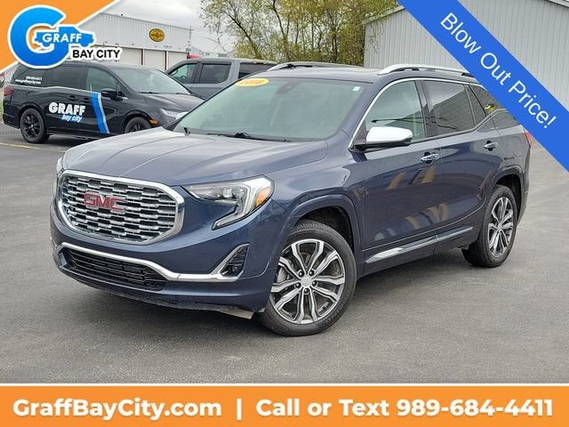 2018 GMC Terrain Denali in Blue Steel Metallic — front three-quarter view
