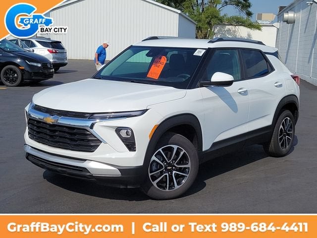 2025 Chevrolet Trailblazer LT in Summit White — front three-quarter view